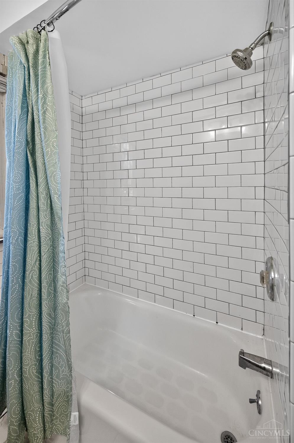 3301 Hampton Place Property Photo 44