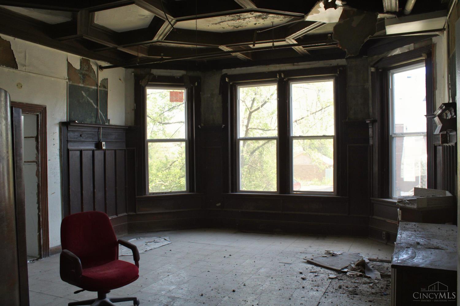 618 Forest Avenue Property Photo 3