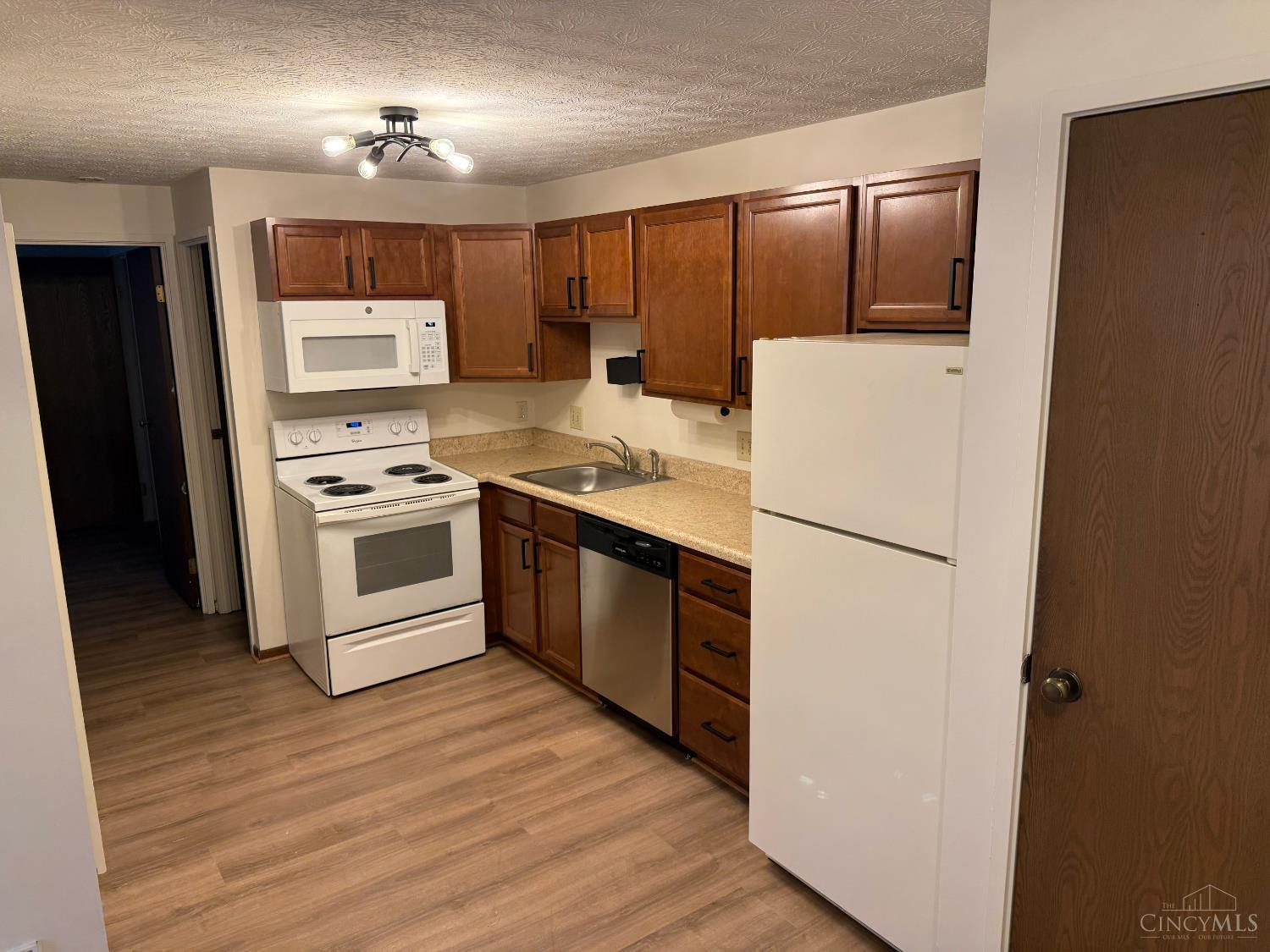 6485 Cheviot Road Property Photo 6