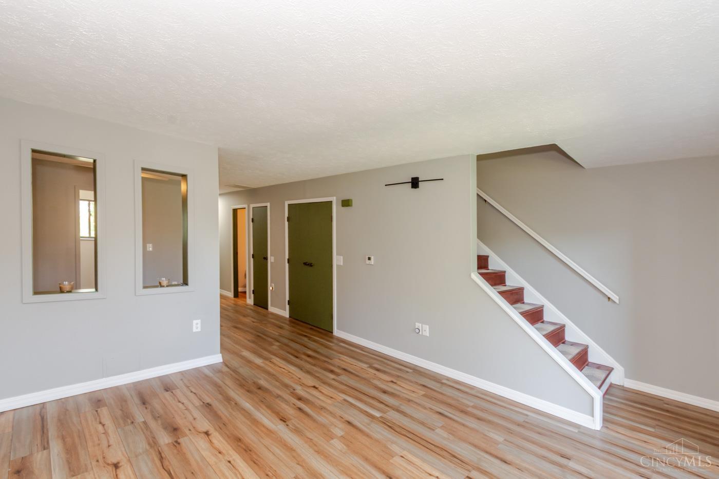 7816 Betsy Ross Circle Property Photo 8