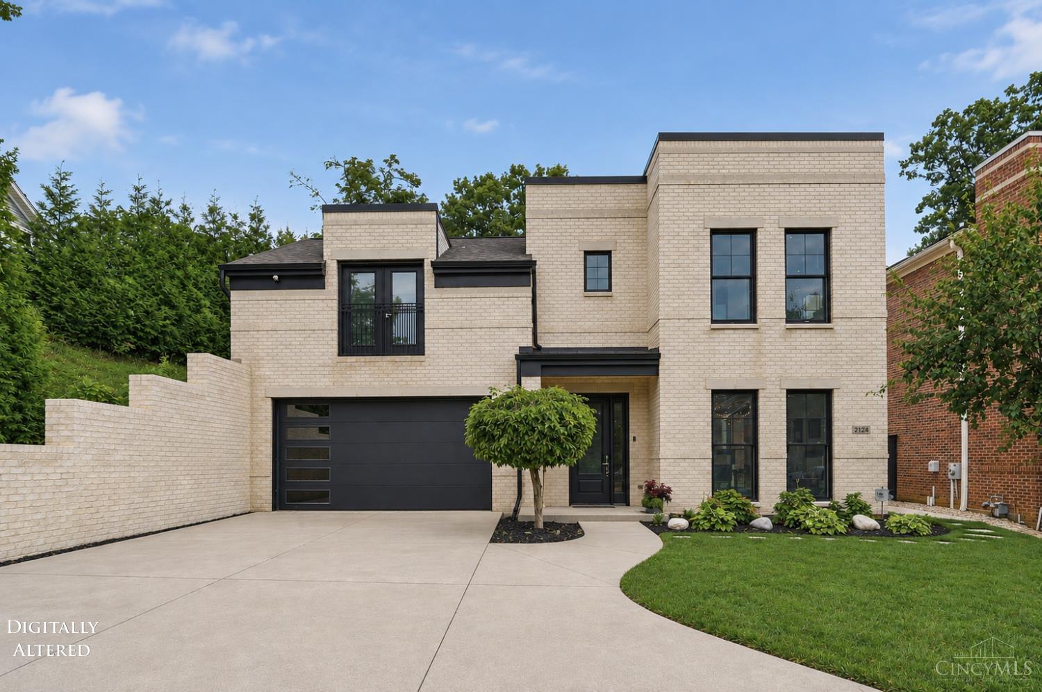 2124 Gold Street Property Photo