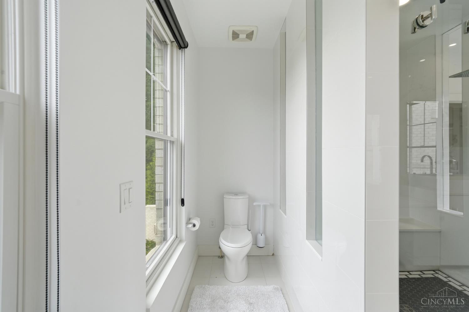 2124 Gold Street Property Photo 41