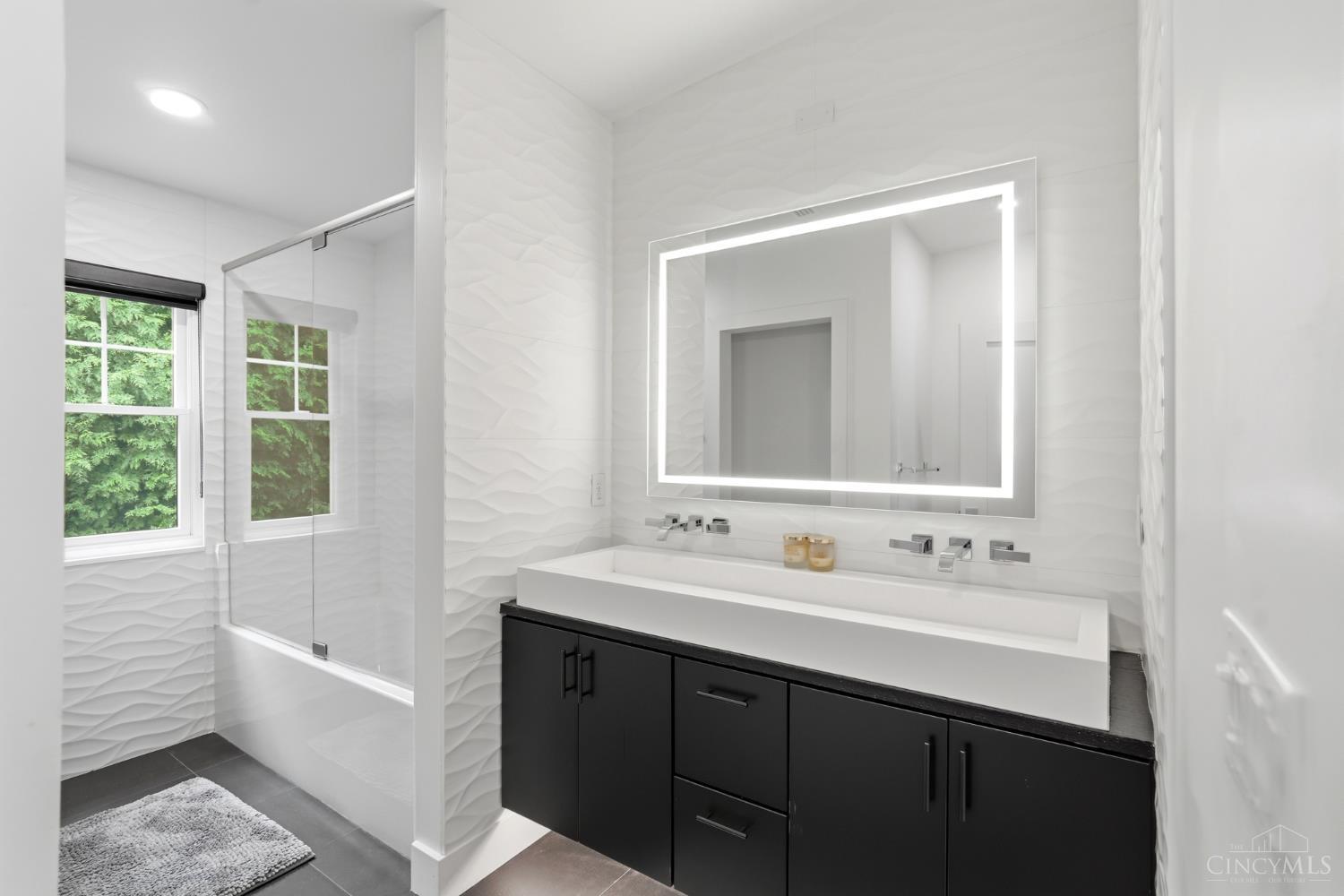 2124 Gold Street Property Photo 48