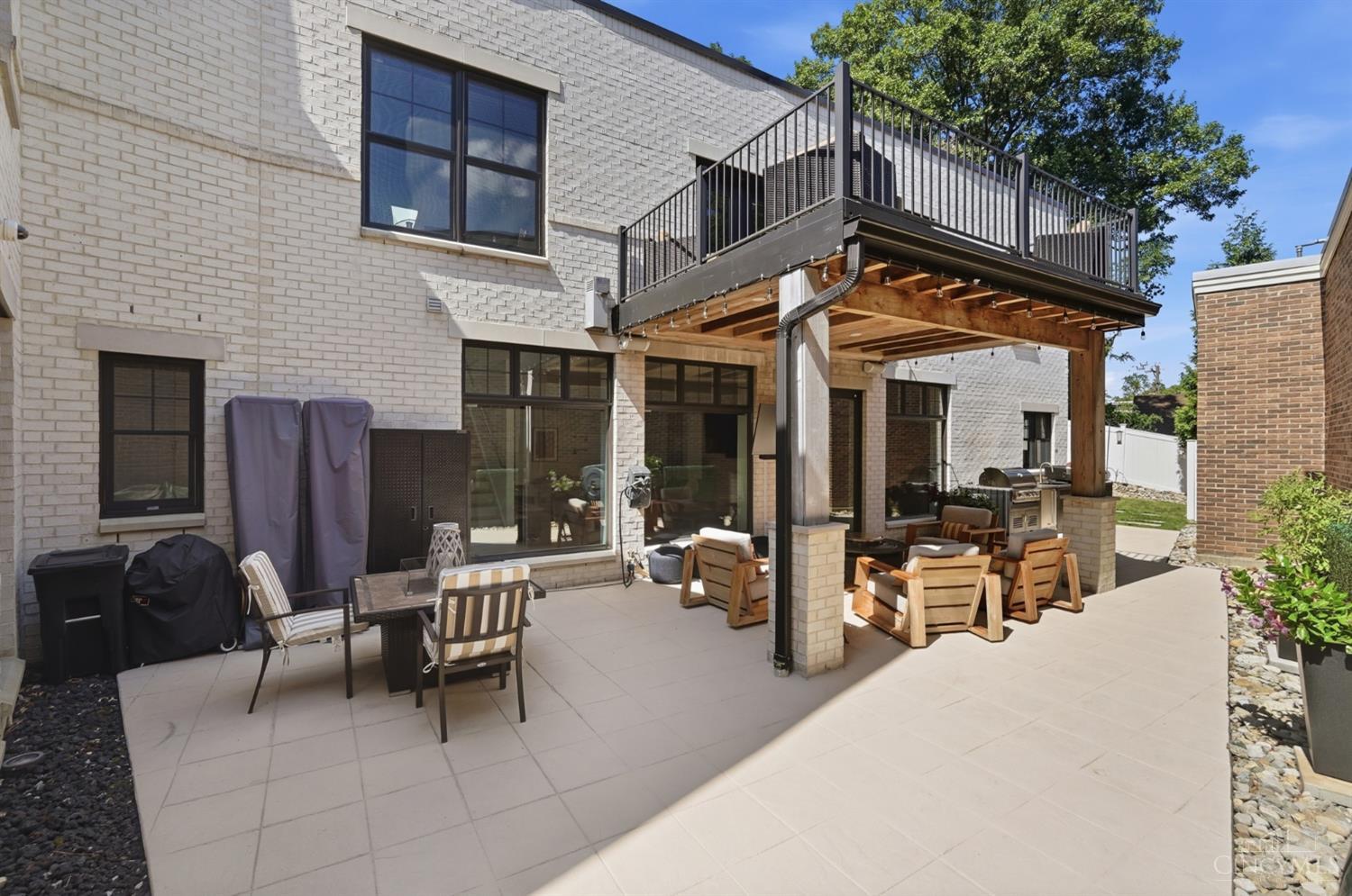 2124 Gold Street Property Photo 60