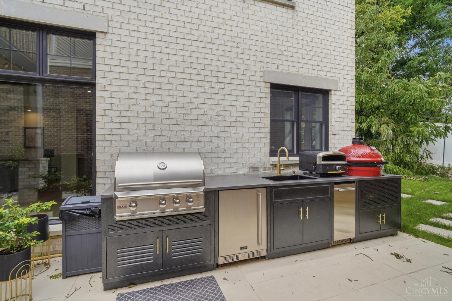 2124 Gold Street Property Photo 63