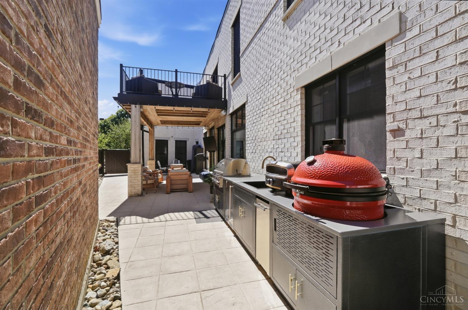 2124 Gold Street Property Photo 65