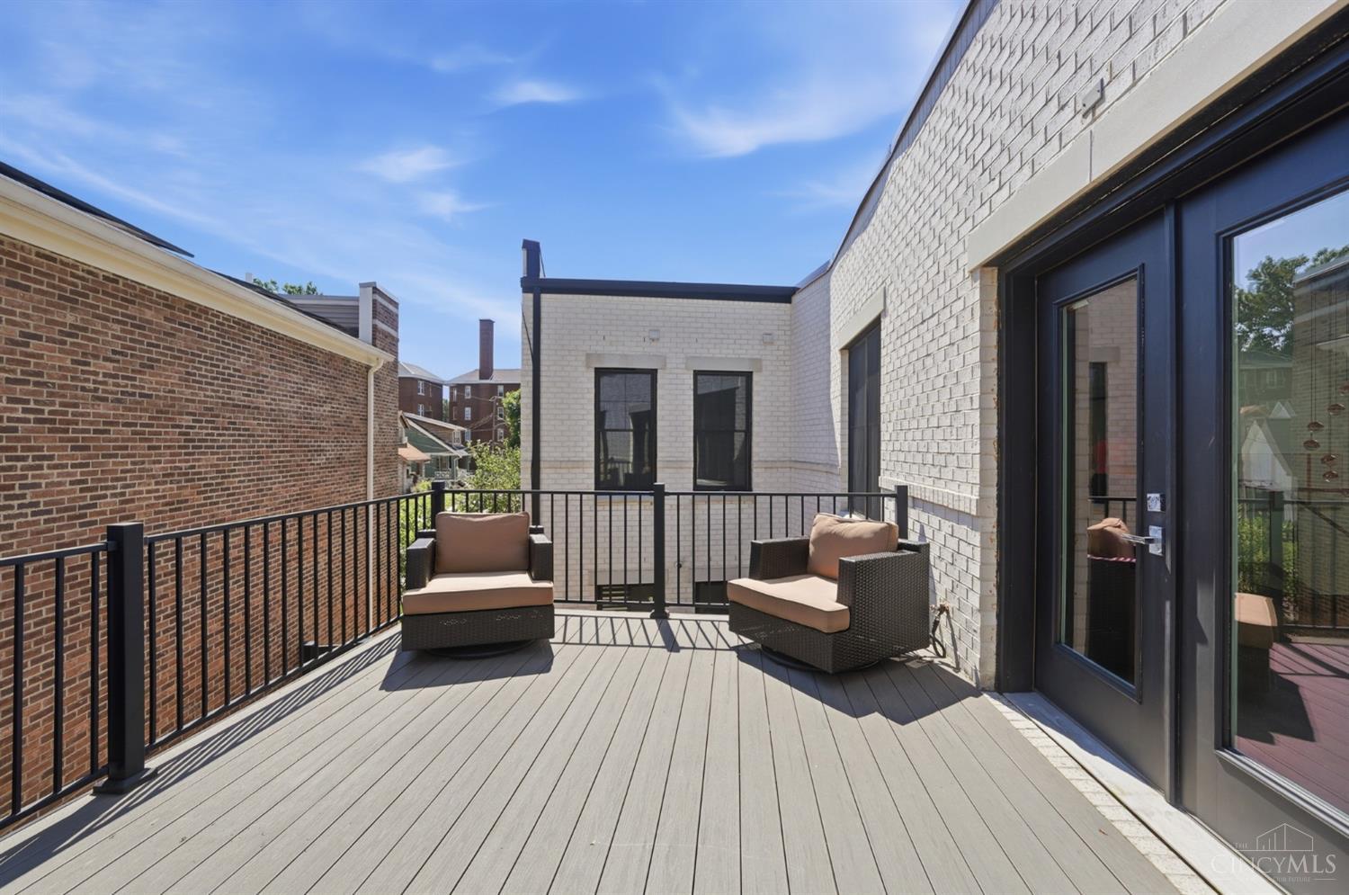 2124 Gold Street Property Photo 66