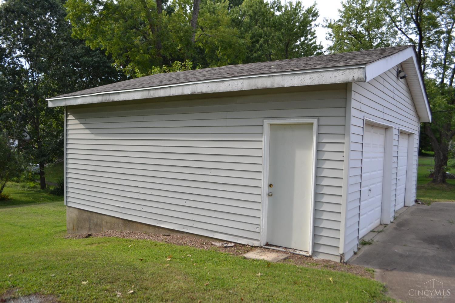 3935 Carrie Avenue Property Photo 5