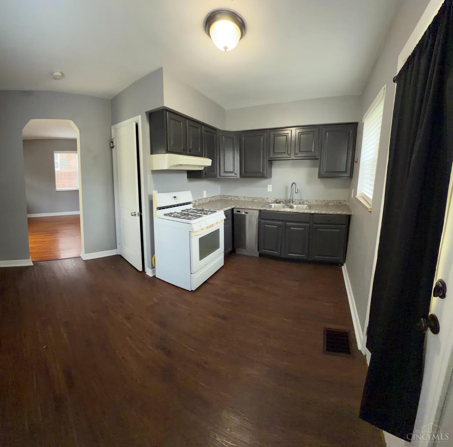 3935 Carrie Avenue Property Photo 13