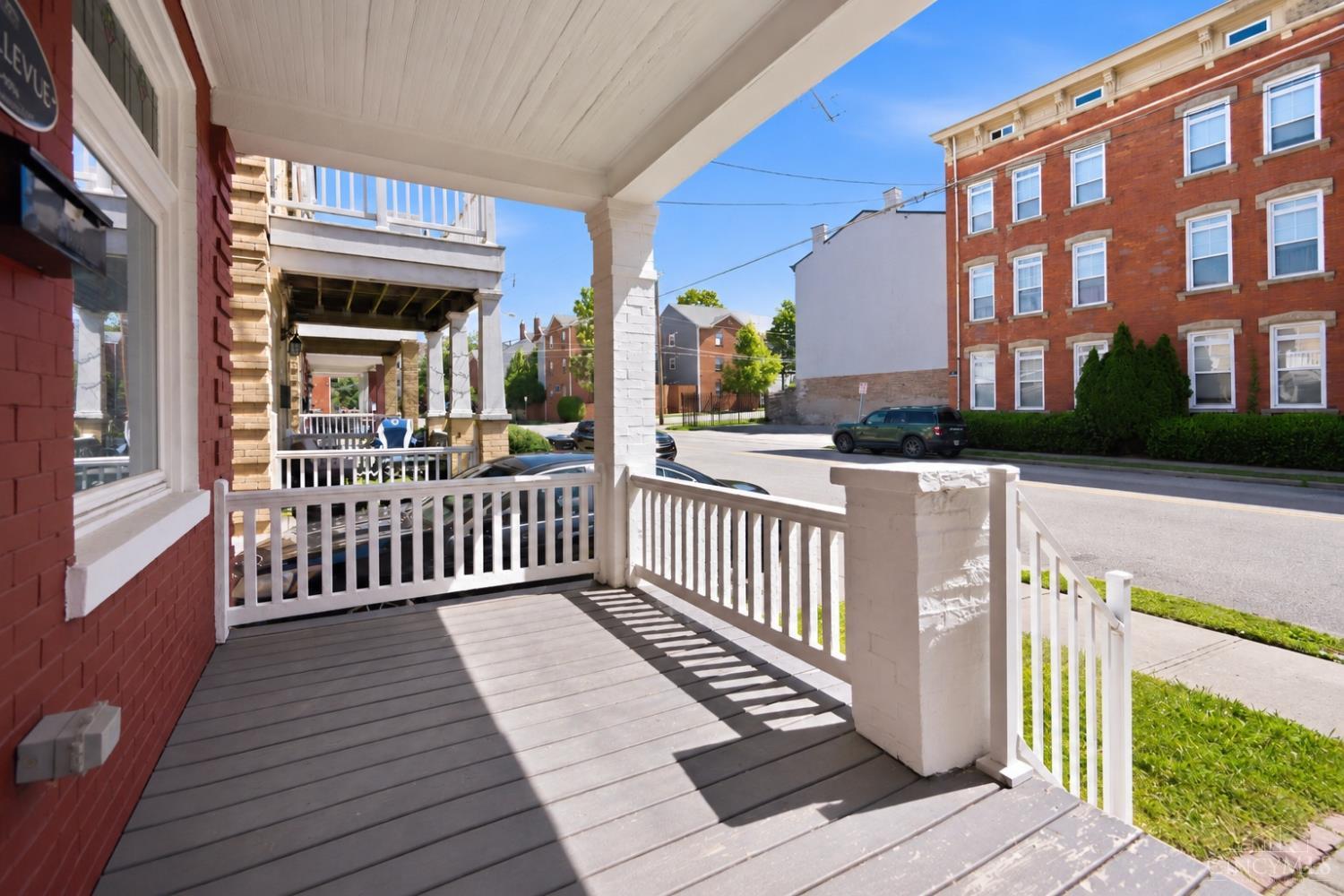 2919 Bellevue Avenue Property Photo 2