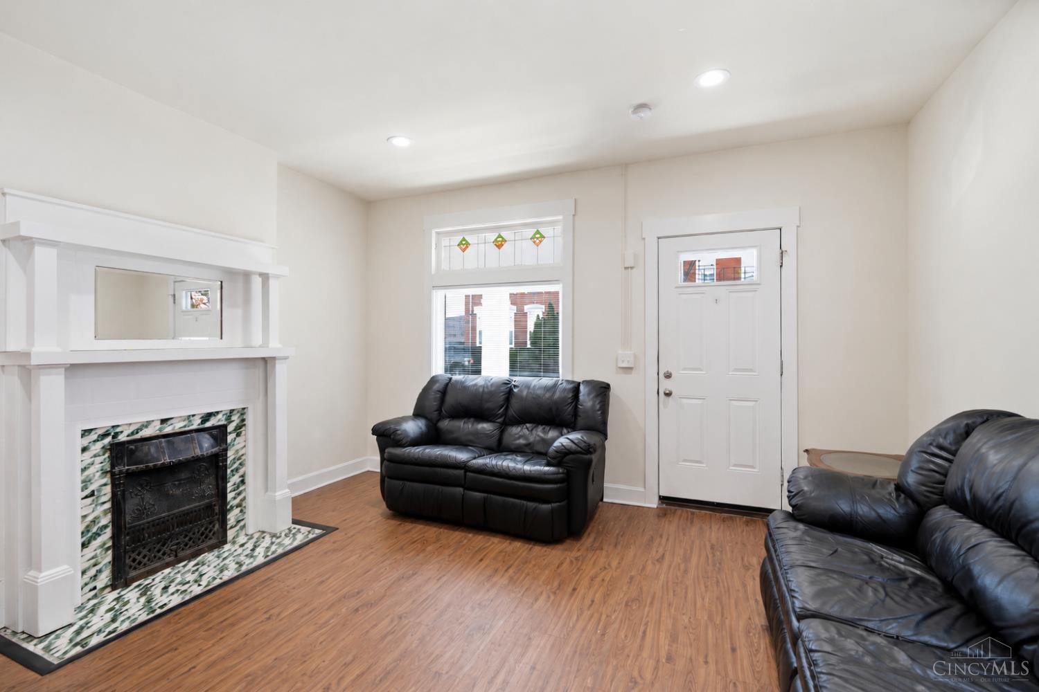 2919 Bellevue Avenue Property Photo 3