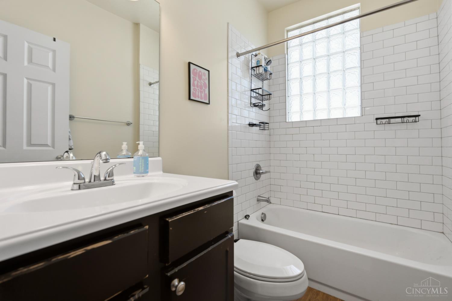 2919 Bellevue Avenue Property Photo 6