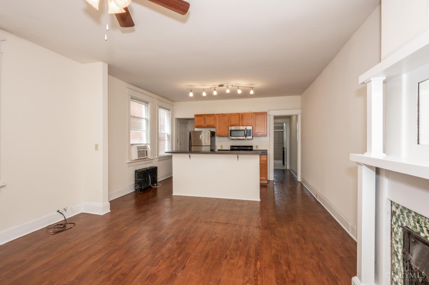 2921 Bellevue Avenue Property Photo 4