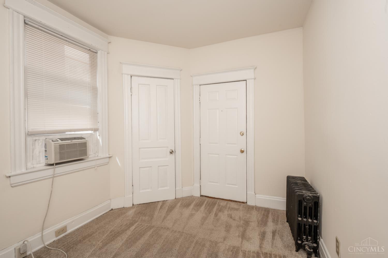 2921 Bellevue Avenue Property Photo 8