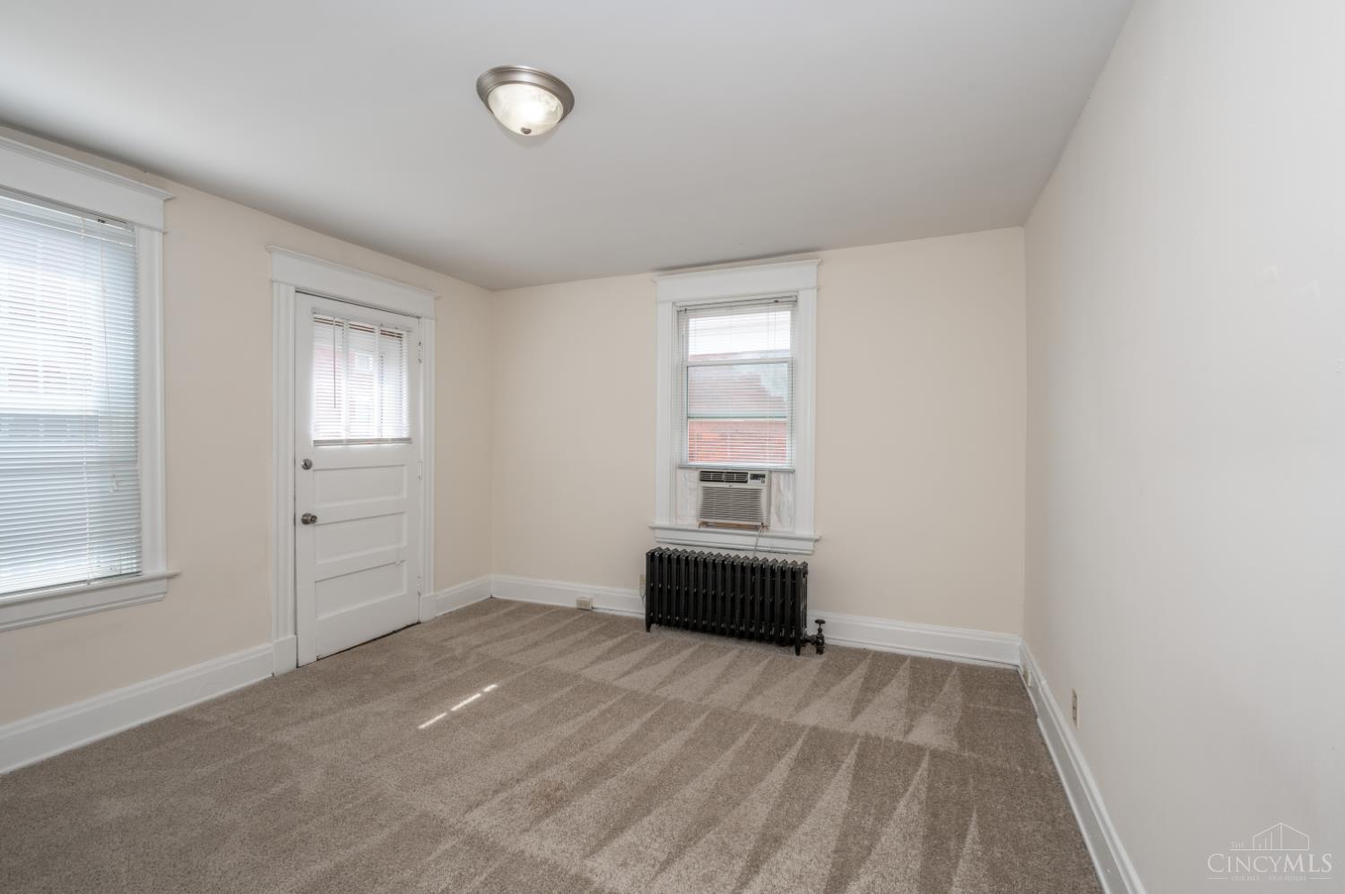 2921 Bellevue Avenue Property Photo 12