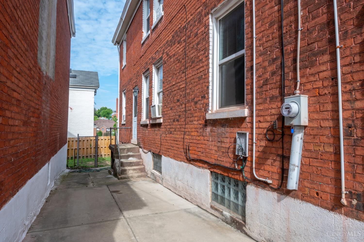 2921 Bellevue Avenue Property Photo 15