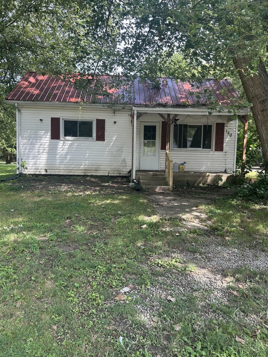 N 150 Fairfield Street Property Photo 1
