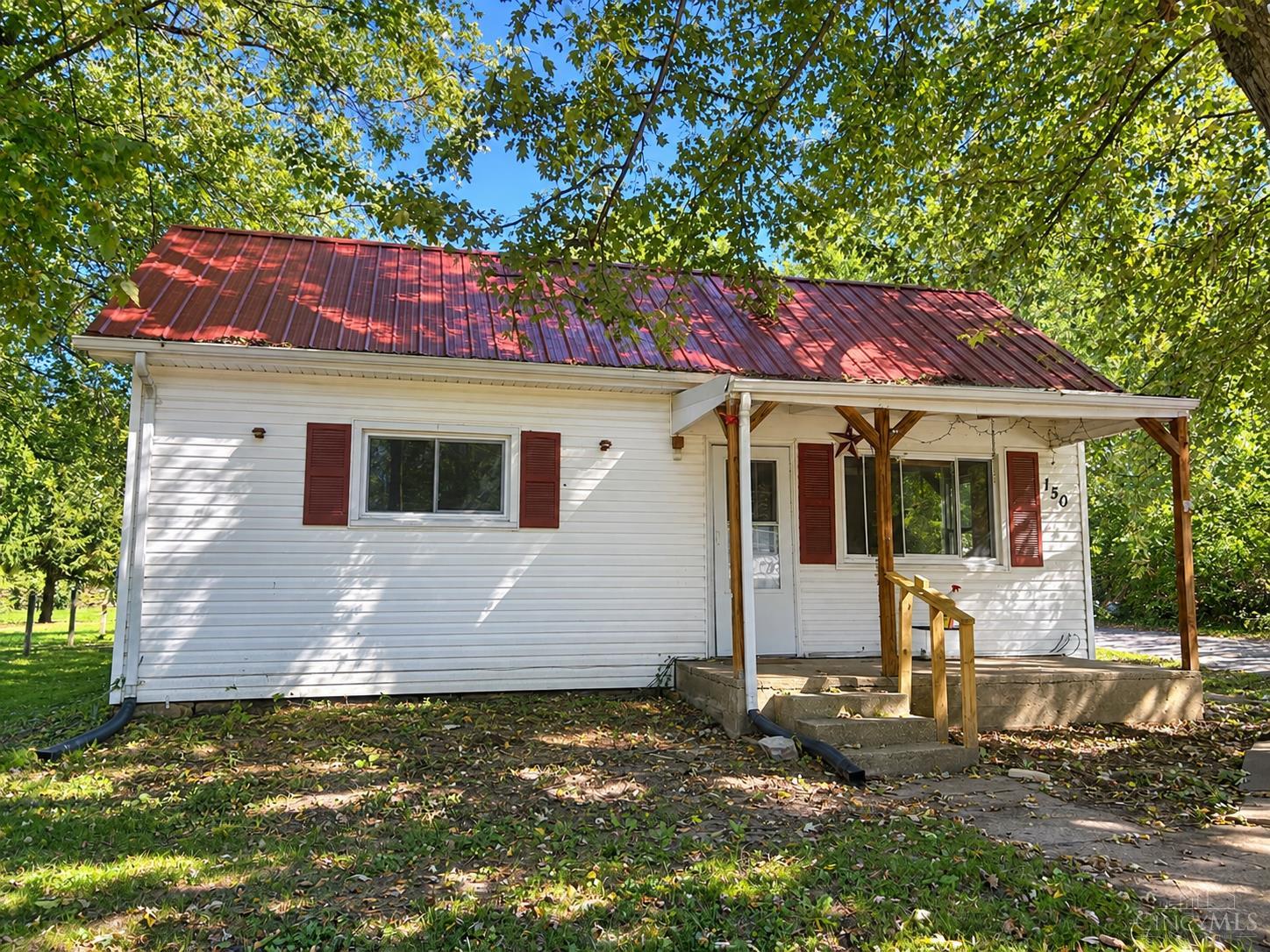 N 150 Fairfield Street Property Photo 1
