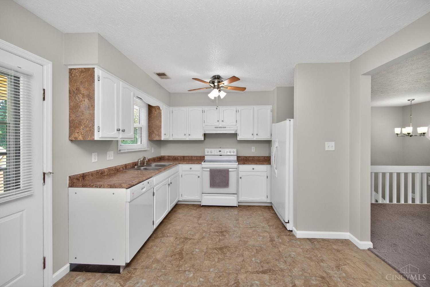 4301 Post Rail Lane Property Photo 11