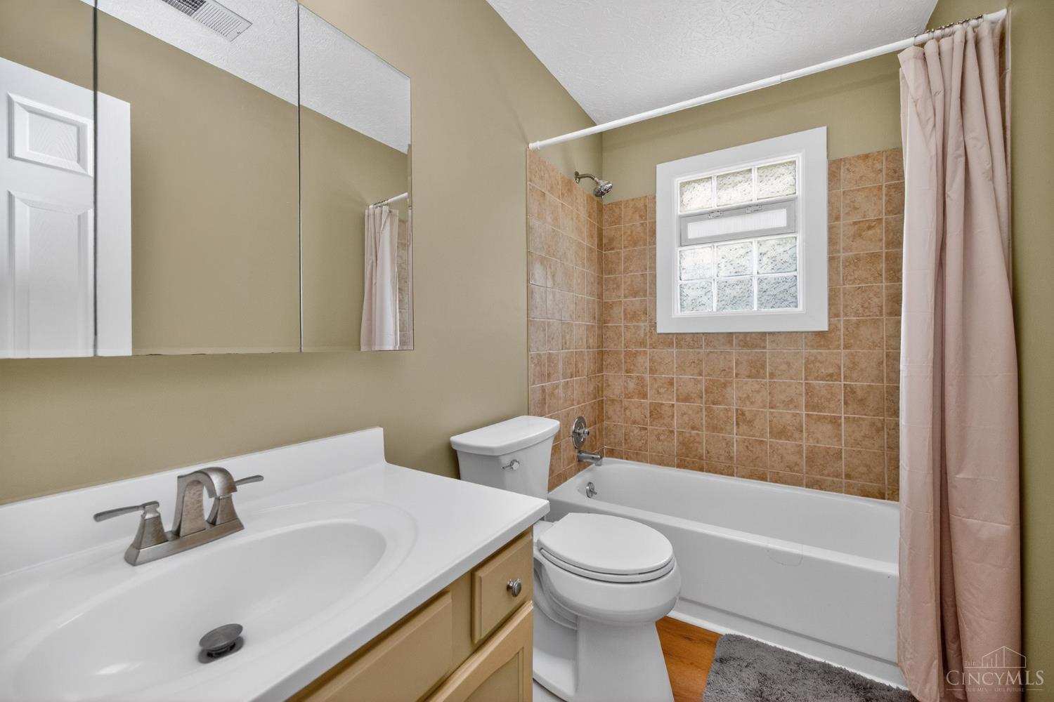 4301 Post Rail Lane Property Photo 16