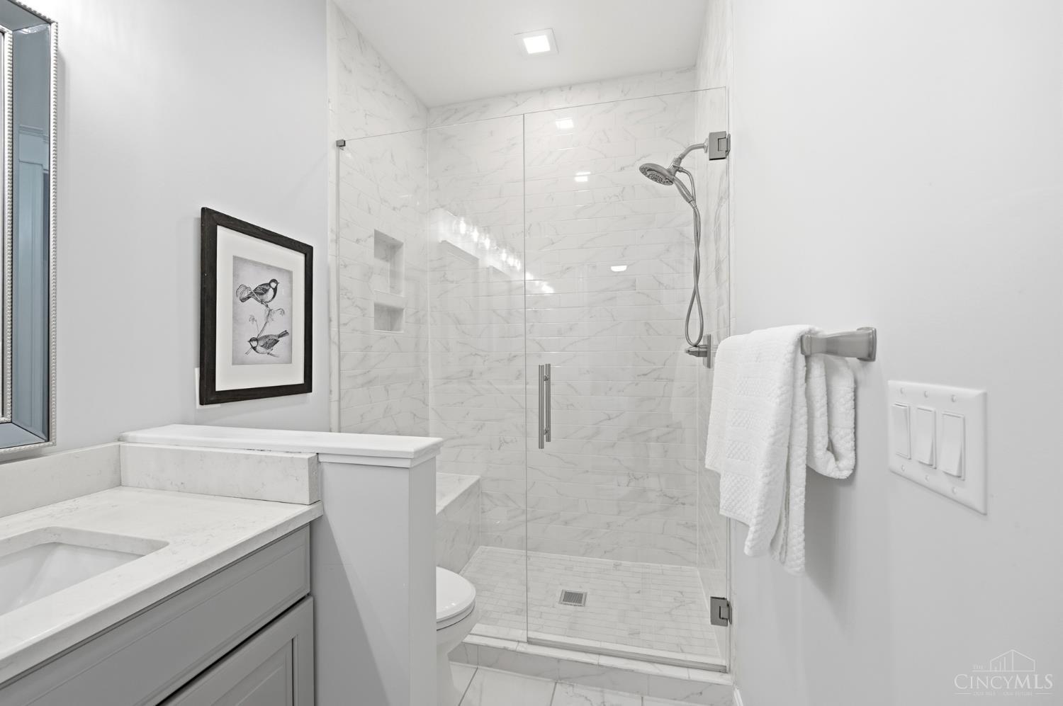3767 Hyde Park Avenue Property Photo 18
