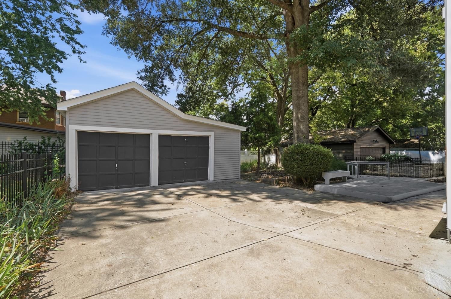 3767 Hyde Park Avenue Property Photo 38