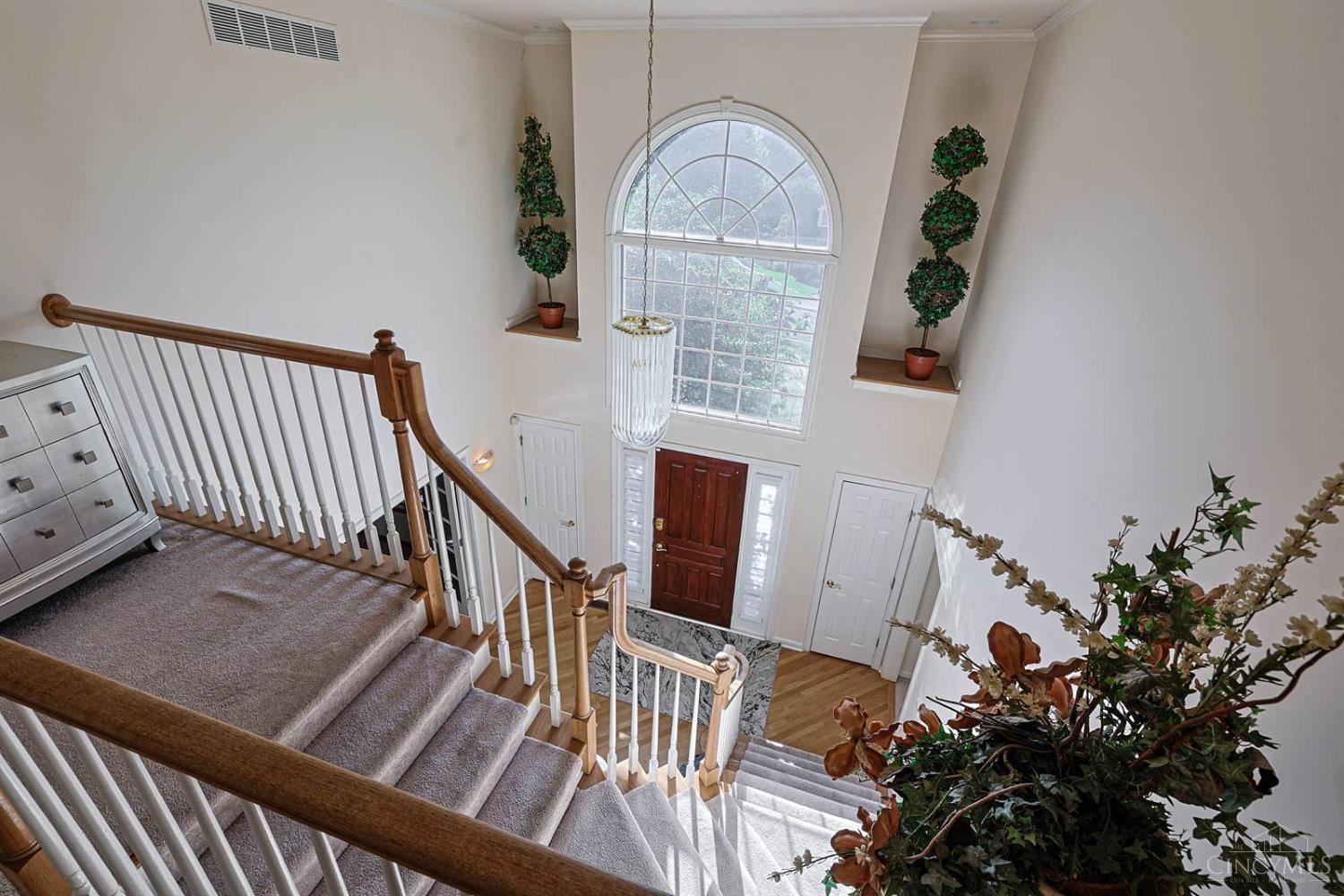 8485 Deer Path Property Photo 4