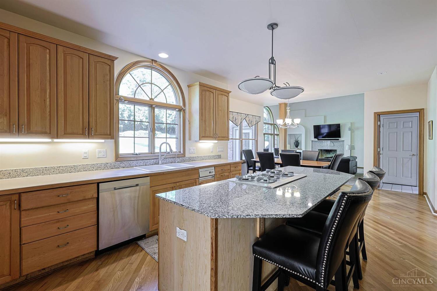 8485 Deer Path Property Photo 11
