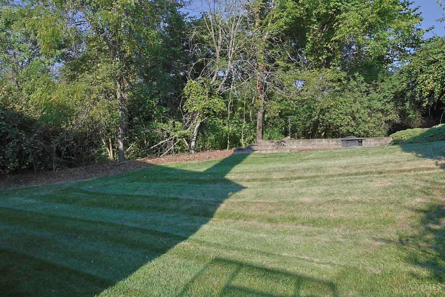 8485 Deer Path Property Photo 37