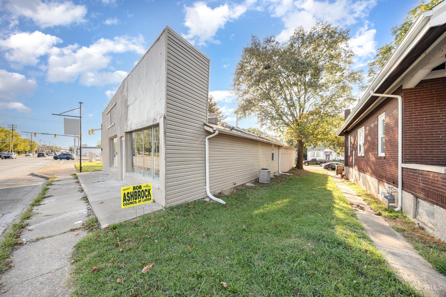 8611 Reading Road Property Photo 3