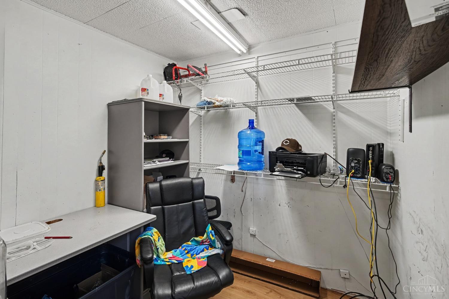 8611 Reading Road Property Photo 19