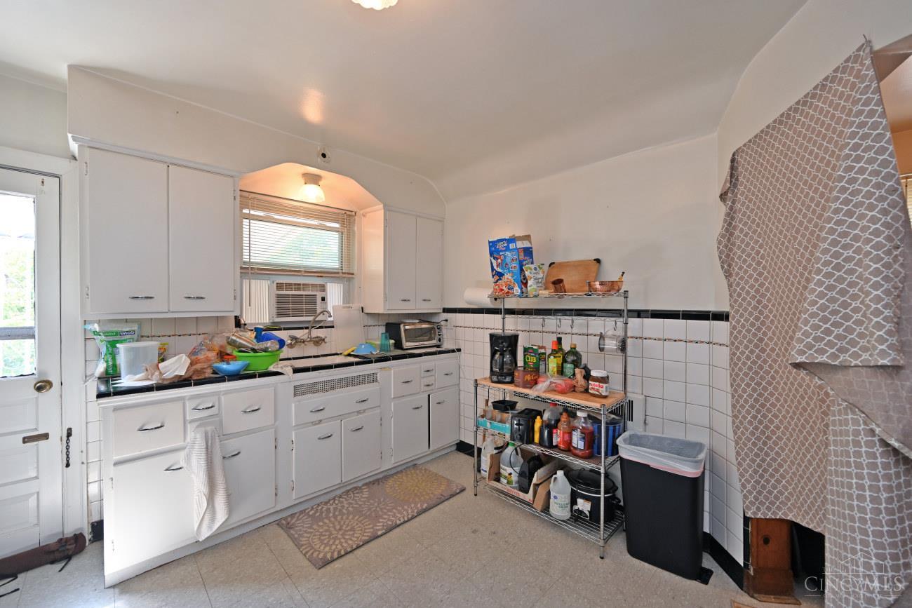 5645 Colerain Avenue Property Photo 8