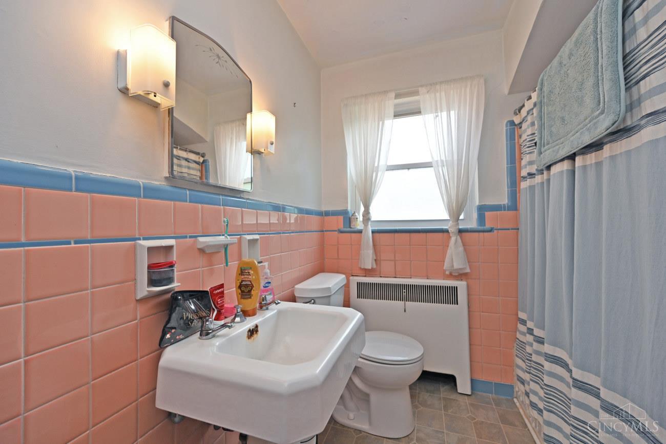 5645 Colerain Avenue Property Photo 15