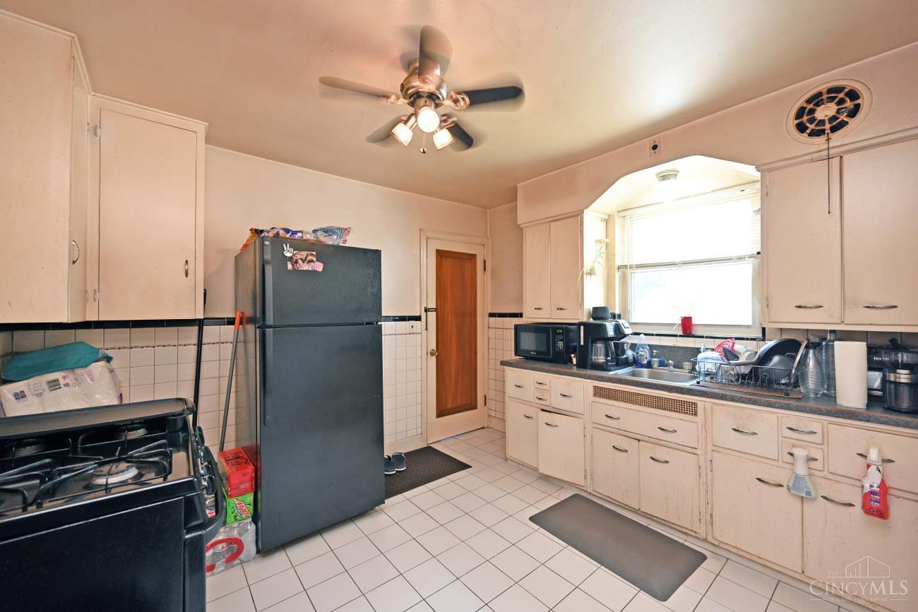 5645 Colerain Avenue Property Photo 24