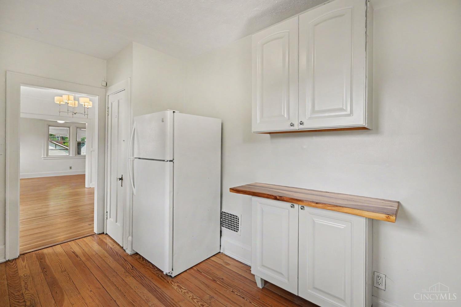 527 Flatt Terrace Property Photo 14