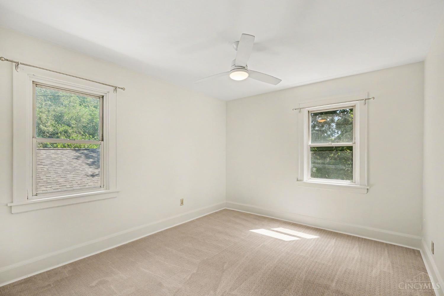 527 Flatt Terrace Property Photo 17