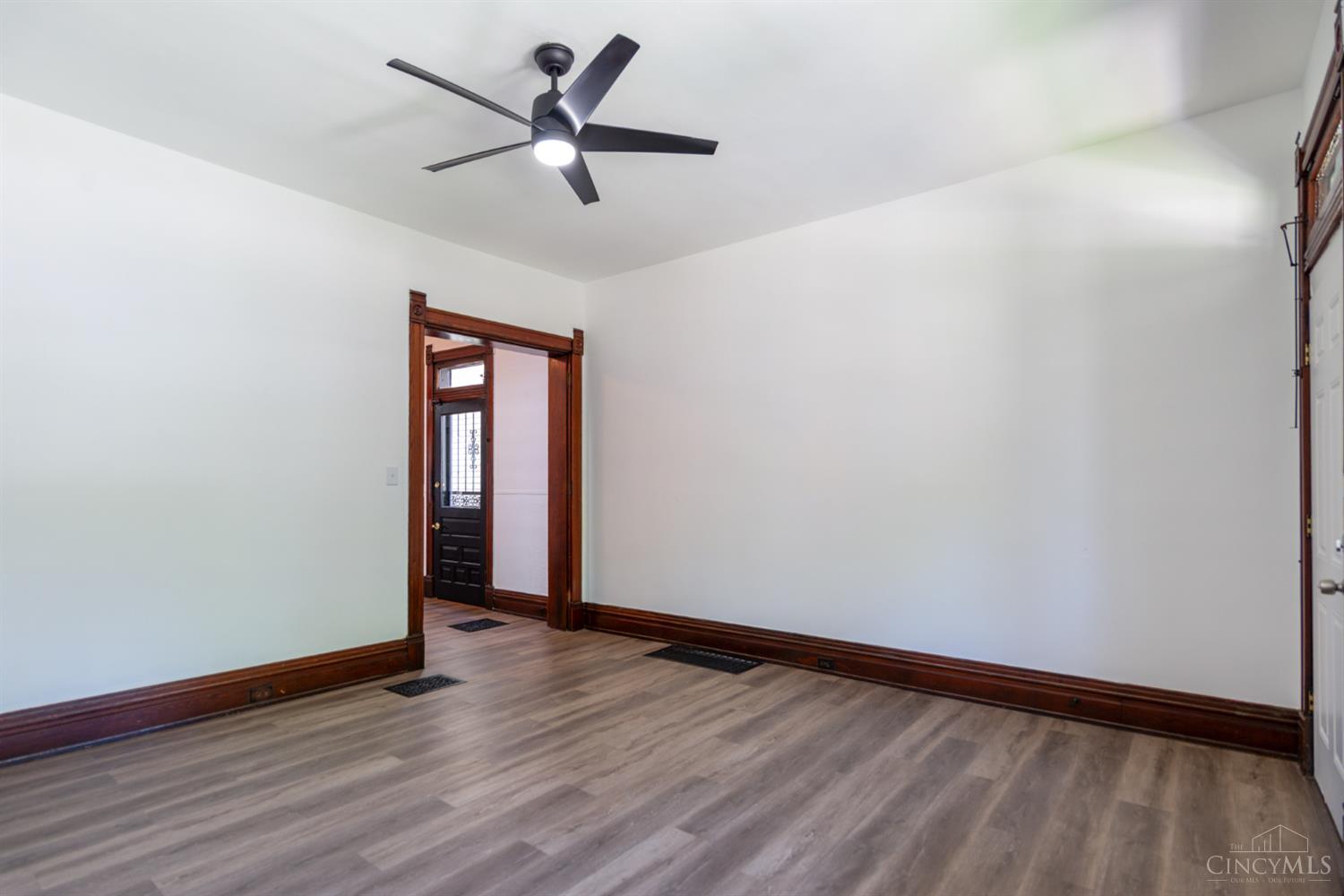 3014 Hackberry Street Property Photo 15