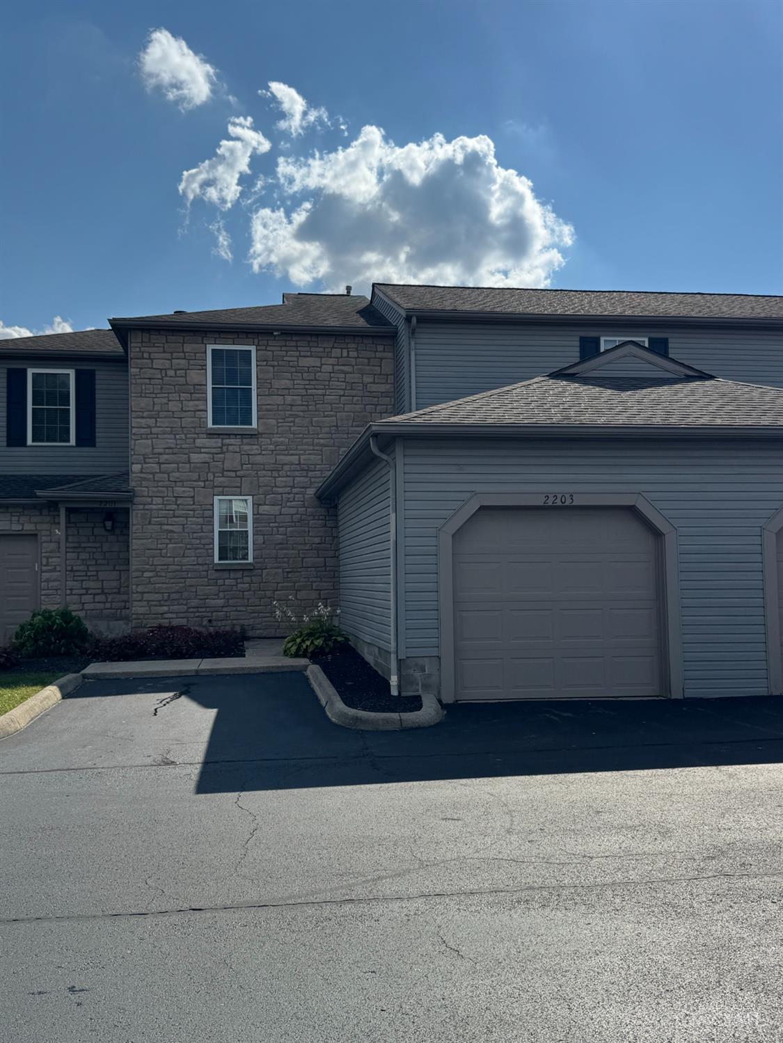 2203 Teardrop Avenue Property Photo 1