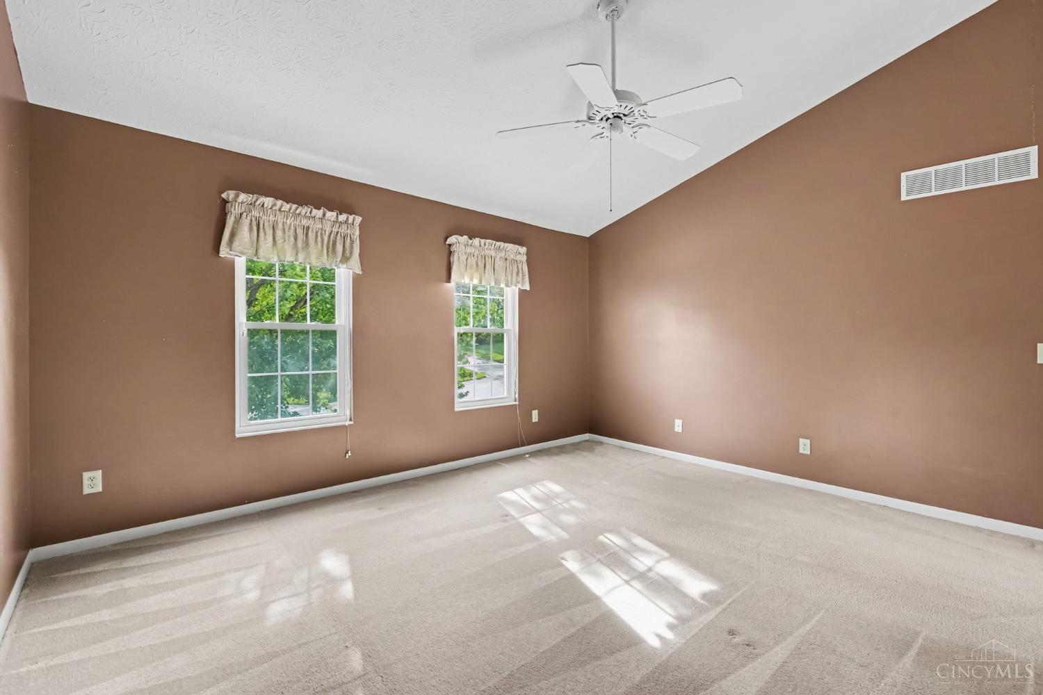 6421 Copperleaf Lane Property Photo 13
