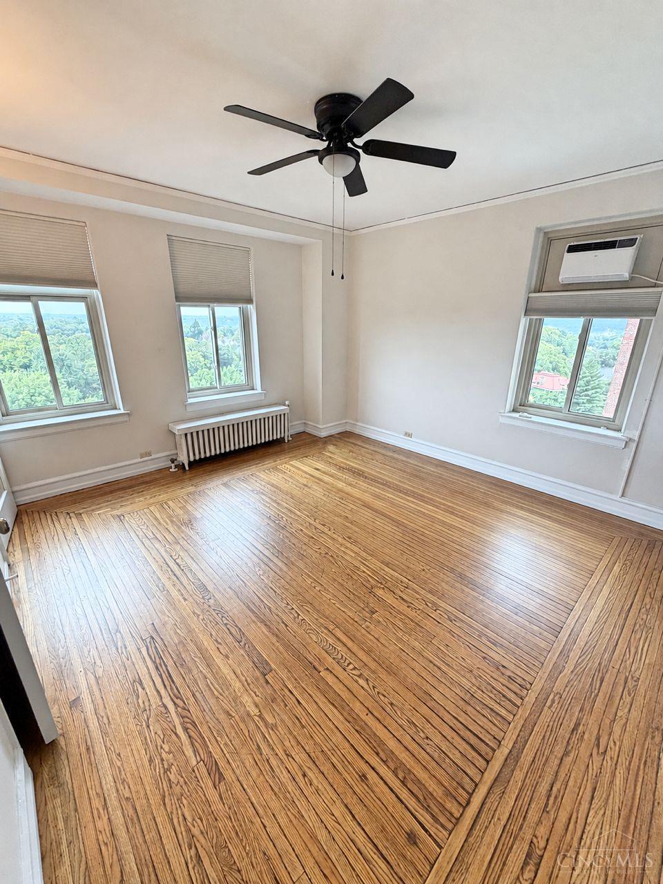 3900 Rose Hill Avenue Property Photo 9