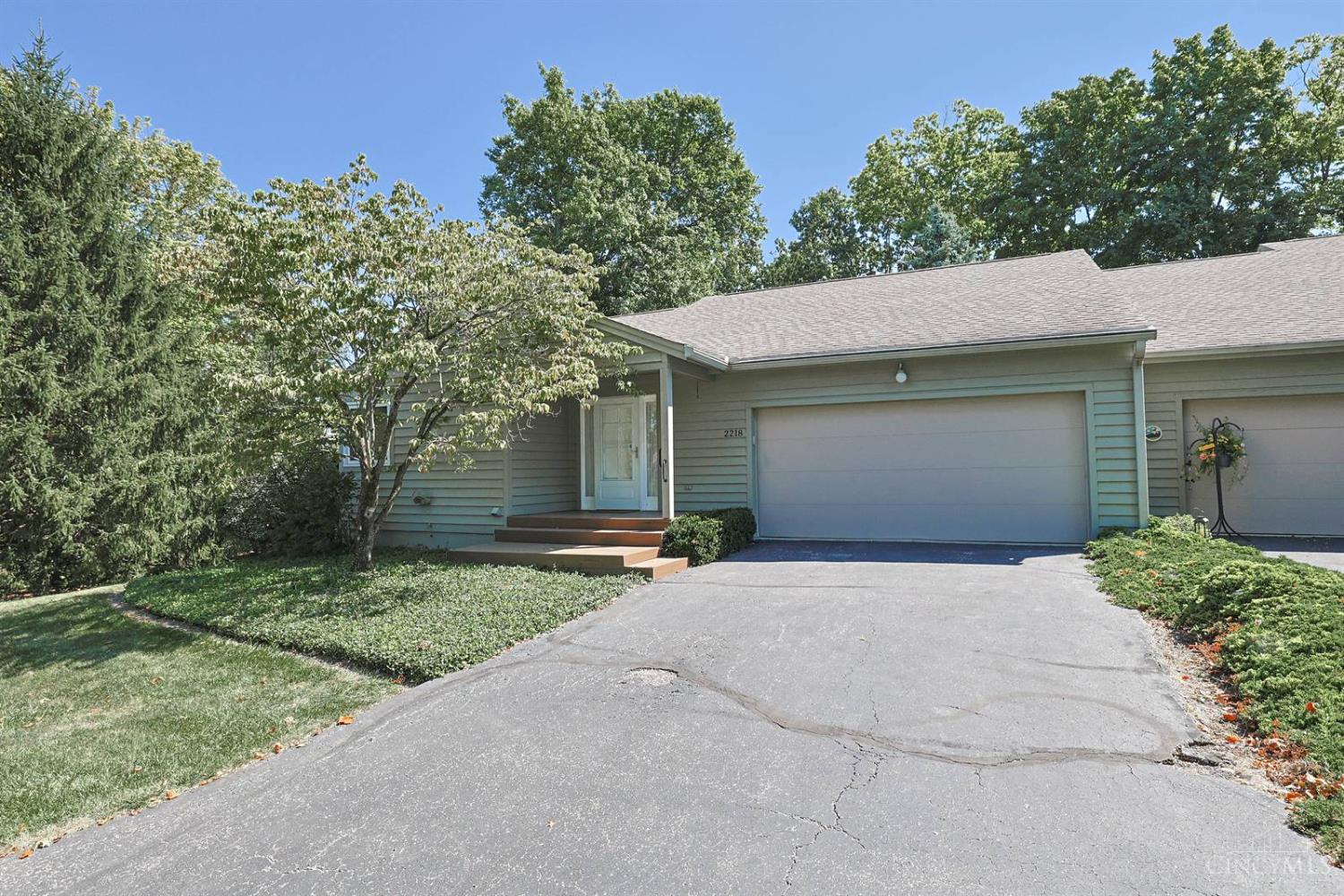 2218 Sweetbriar Lane Property Photo 1