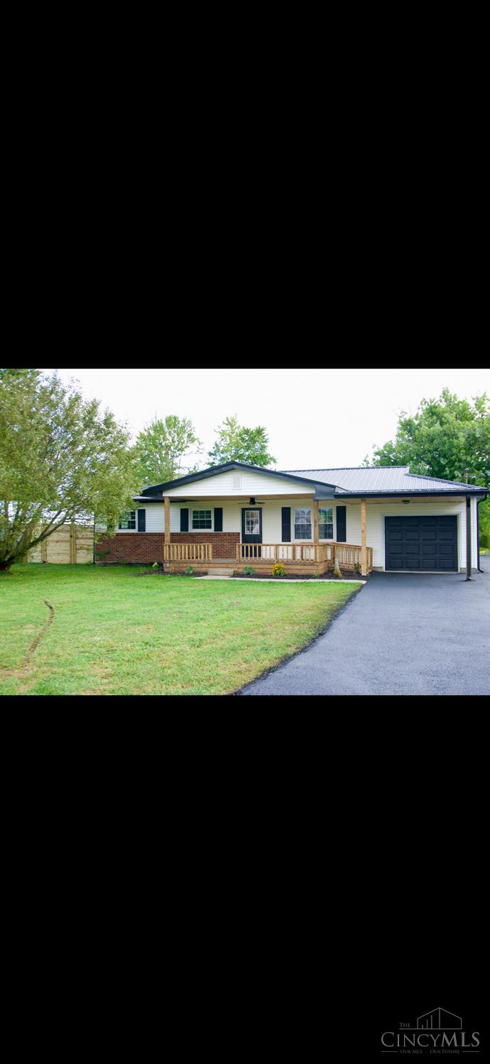 60 Maple Street Property Photo 2