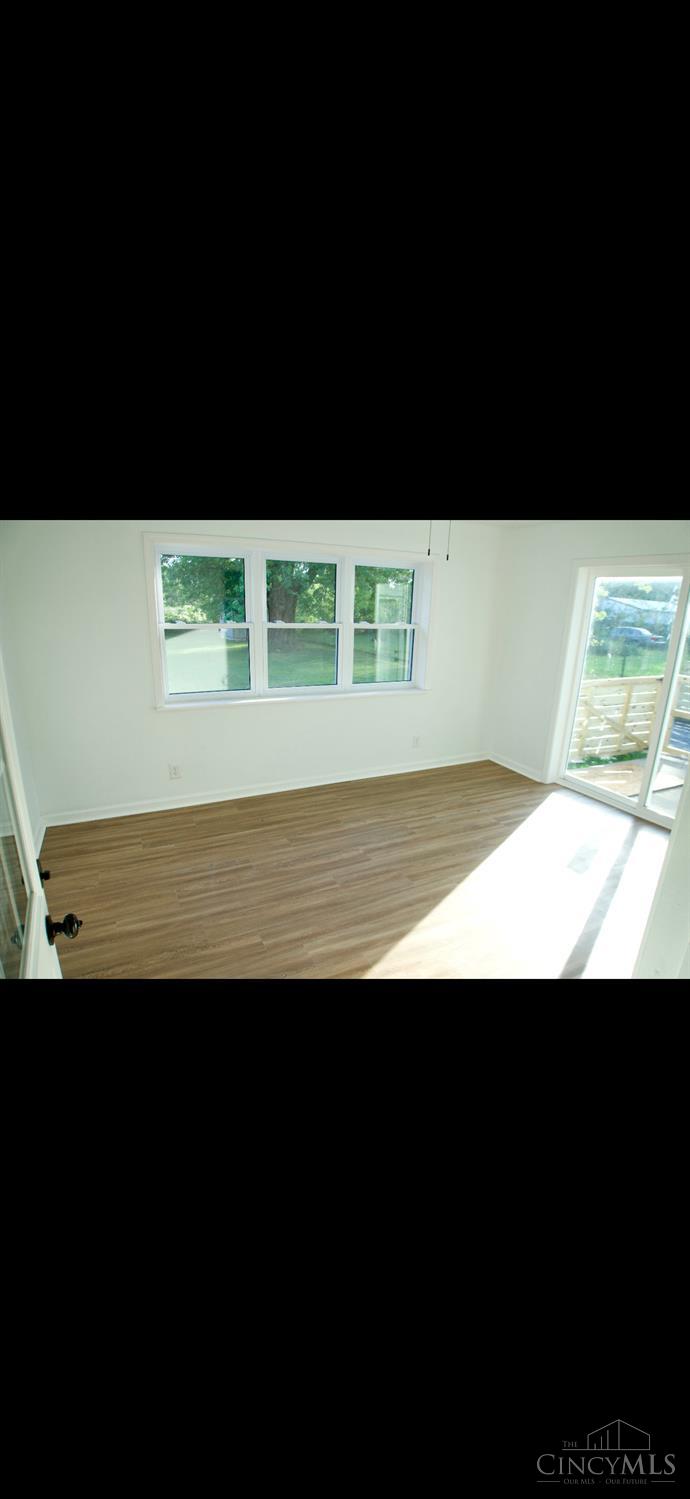 60 Maple Street Property Photo 10