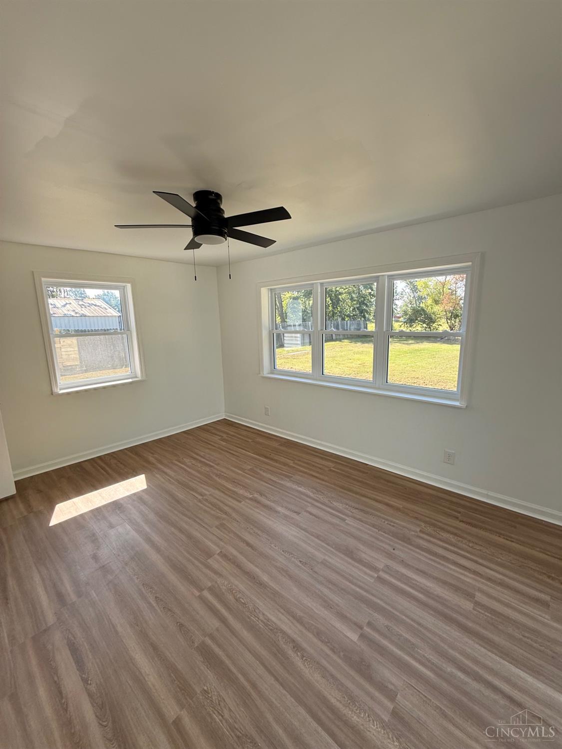 60 Maple Street Property Photo 12