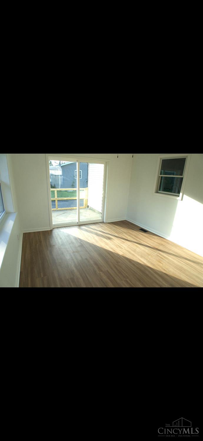60 Maple Street Property Photo 14