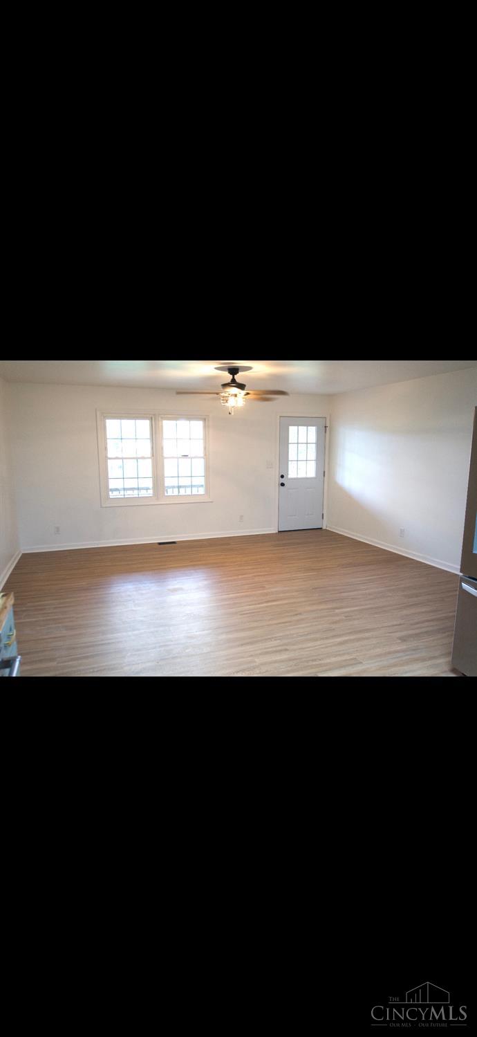 60 Maple Street Property Photo 19