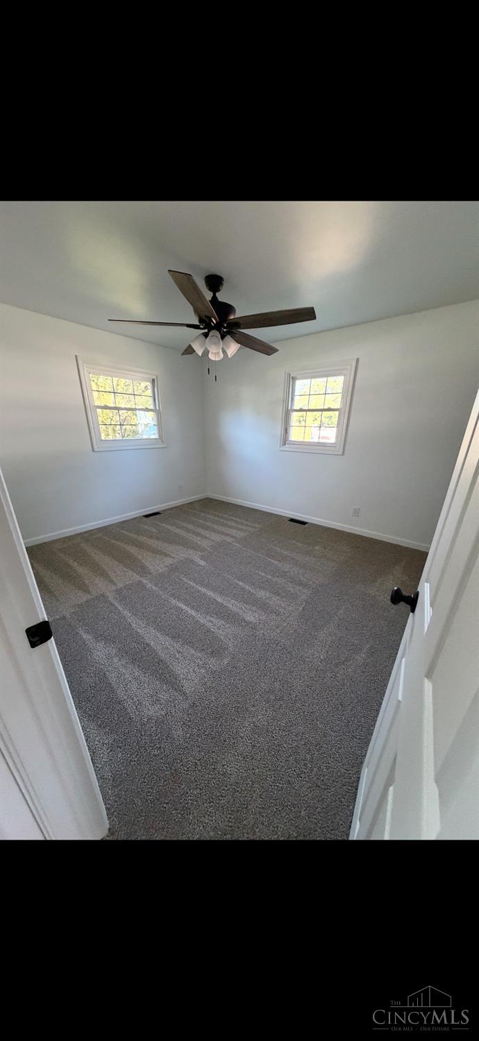 60 Maple Street Property Photo 21