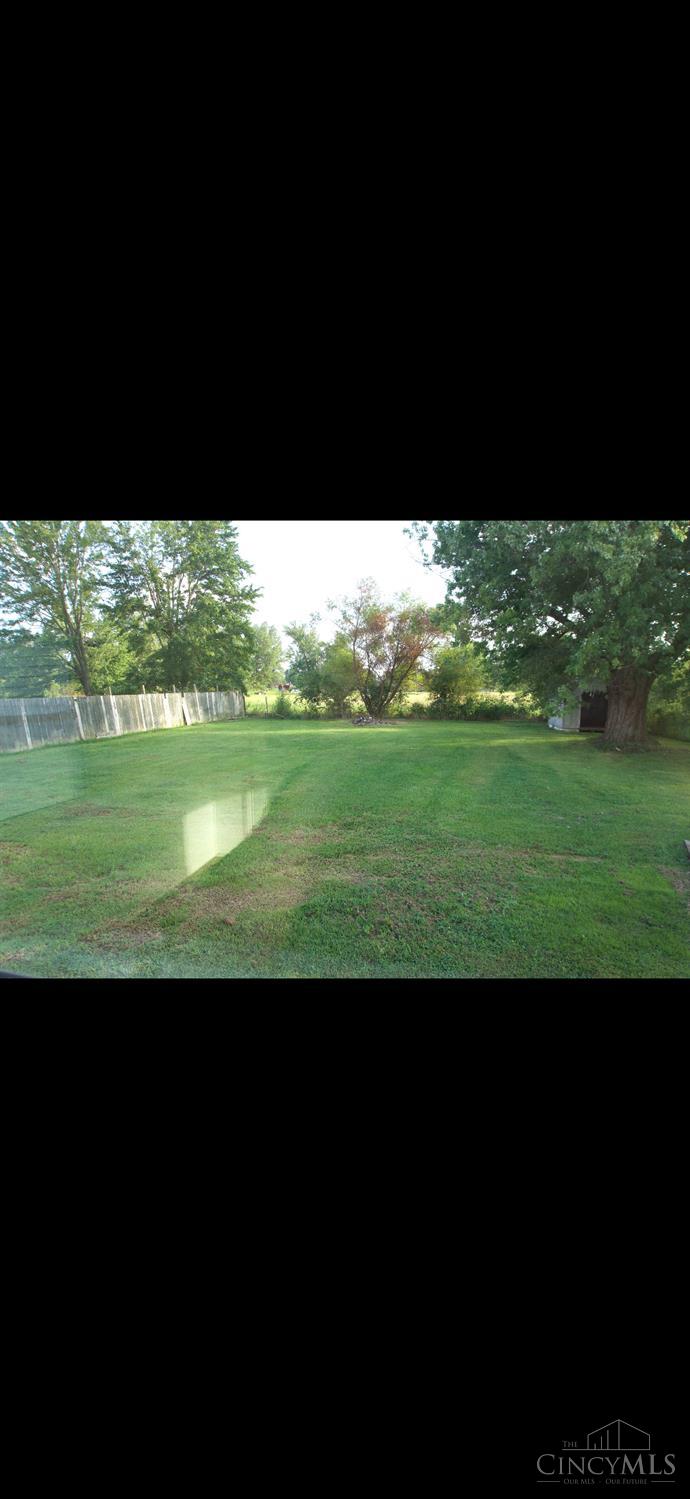 60 Maple Street Property Photo 30
