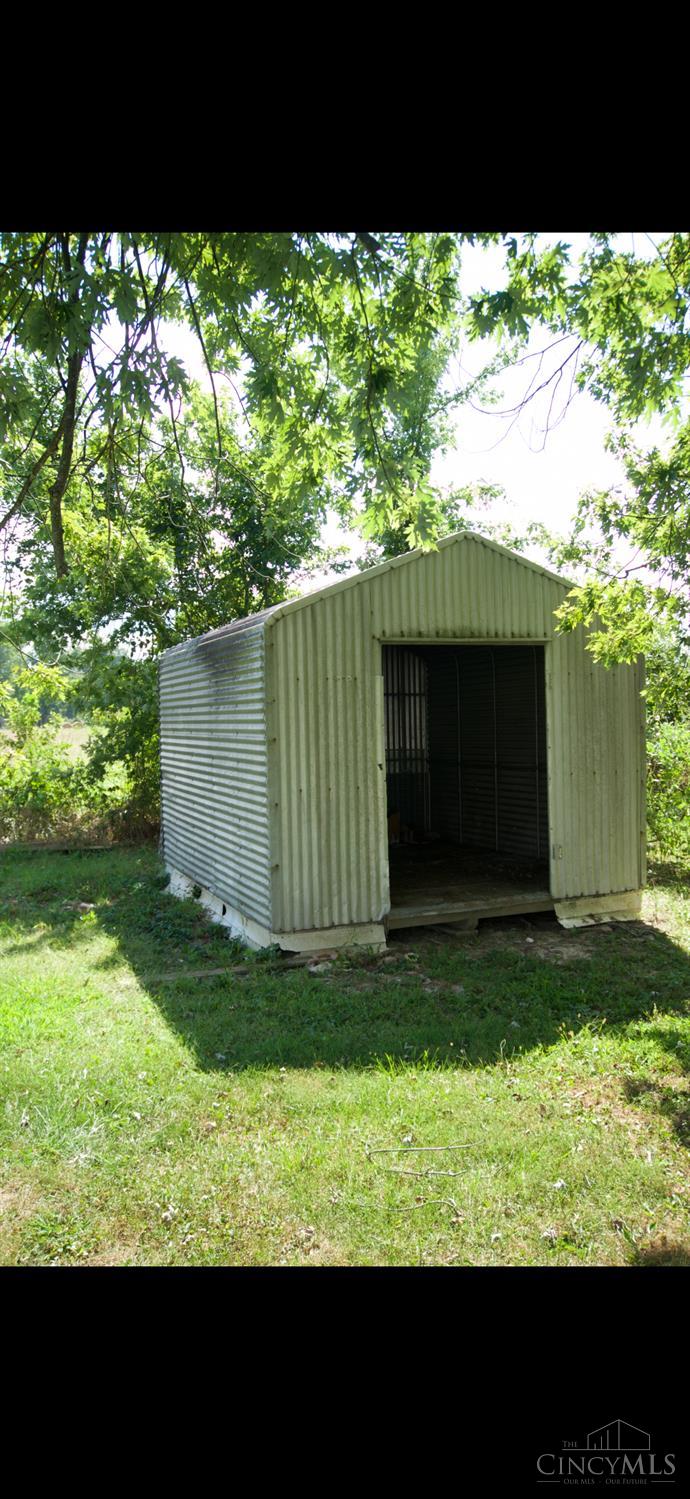 60 Maple Street Property Photo 35