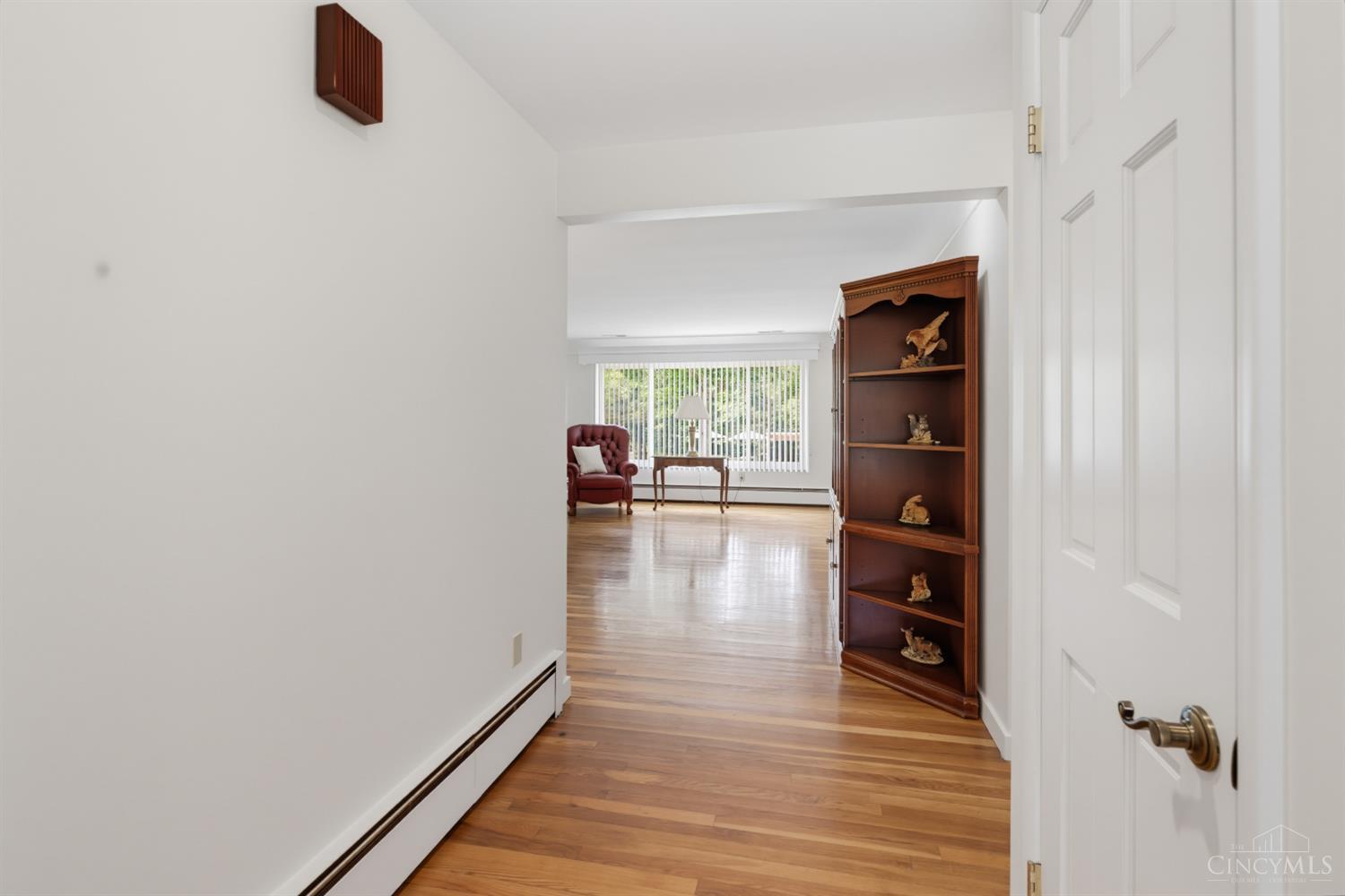 699 Eversole Road Property Photo 8